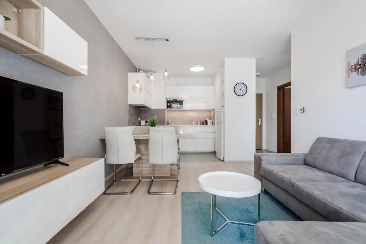 Bpr Galactic Empire Home With Balcony Budapest Ungarn